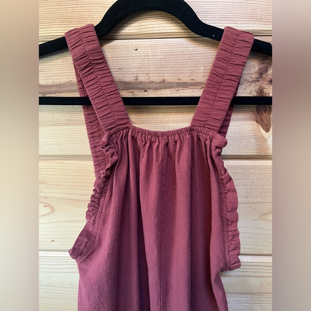 Women’s Linen Dusty Rose Ruffle Romper - Picture 4 of 5